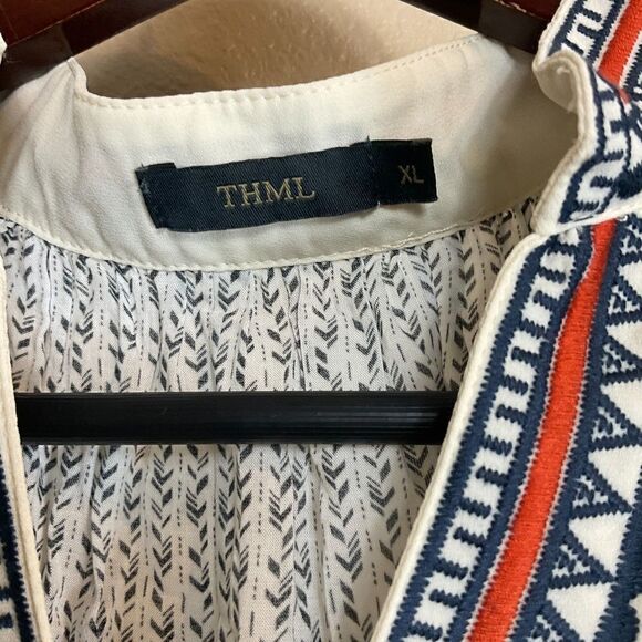 THML Anthropologie Women Sz XL White Navy Halter Top Embroidered Bohemian Blouse - Picture 10 of 12